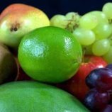 فاكهة سحرية.. تخلصك من الانتفاخ وتمنحك نوماً عميقاً وقلباً أقوى!