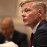 غروندبرغ: الاستقرار الاقتصادي يُعد أساساً ضرورياً لأي تقدم سياسي مستدام