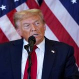 ترامب: يمكن للصين مواصلة شراء النفط من إيران