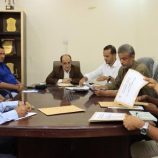 برئاسة مدير عام دارسعد _ لجنة فتح المظاريف والمناقصات تستعرض العطاءات المقدمة لتنفيذ 7 مشاريع إضافية لهذا العام