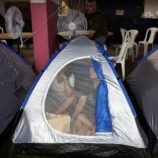 الرئيس الإيراني: لن نوقف أنشطتنا النووية