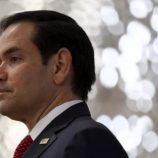 أول تعليق أمريكي على احتمالية إغلاق إيران لمضيق هرمز