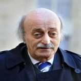 جنبلاط: لا أفهم من يطالب بتغيير النظام في إيران