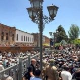 بطريركية الأرمن في القدس تدين اعتداءات باشينيان على الكنيسة