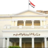 الغش يتحدى الرقابة.. فيديو صادم من لجنة ثانوية عامة في مصر