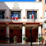 “فرانس برس”: رئيس بلدية نيس وزوجته قيد الاحتجاز للاشتباه بتورطهما في قضايا فساد