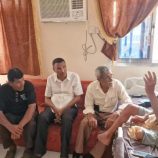 انتقالي دارسعد يتفقد احوال عدد من الكوادر التربوية المقعدة بالمديرية