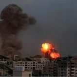 استشهاد 20 فلسطينيًا في قصف إسرائيلي بخان يونس