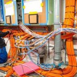 الاتحاد الأوروبي يخزن المعادن والكابلات تحسبا لهجمات جديدة على اتصالاته