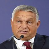 أوربان يدعو فون دير لاين للاستقالة بمحاكاة ساخرة لغلاف “تايم”