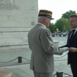 الرئيس الفرنسي يشارك في احتفالات بيوم الباستيل