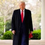 البيت الأبيض: ترامب يخضع لفحص طبي إثر تورم في أسفل الساقين