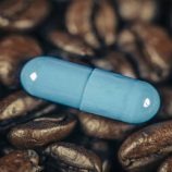 تأثير غير متوقع للكافيين على عمل مضادات الحيوية