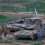 الجيش الإسرائيلي يعلن إصابة قائد كتيبة وجندي بجروح خطيرة في غزة