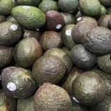 9 فواكه تخفض الكولسترول بشكل طبيعي