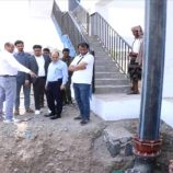 باخبيرة والحسني وناجي يطلعون على الأعمال النهائية لخزان مياه دارسعد بحقل بئر ناصر