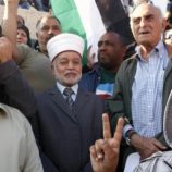 إسرائيل تمنع مفتي القدس من دخول المسجد الأقصى 6 أشهر