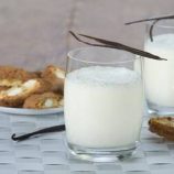 الحليب كامل الدسم.. متى يشكل خطرا على الكبد؟