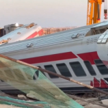 لقطات من داخل قطار خرج عن مساره شمال غرب مصر