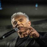 لابيد يحذر: فوز نتنياهو مجددا يعني نهاية الصهيونية وانهيار إسرائيل