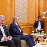 ولي العهد السعودي يناقش مع لاريجاني الأوضاع الإقليمية