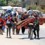 نزوح 450 ألف فلسطيني من غزة نحو جنوب القطاع