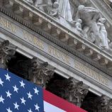 ارتفاع معظم مؤشرات الأسهم العالمية بعد تسجيل “وول ستريت” مستويات قياسية