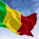 رئيس وزراء مالي: فرنسا تواصل دعم الإرهابيين في منطقة الساحل