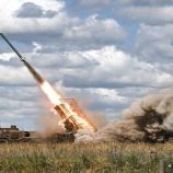 الدفاع الروسية: توجيه ضربة جوية دقيقة للبنى التحتية وصناعة كييف العسكرية