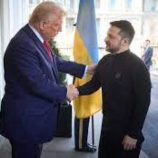 ترامب يبلغ قادة عسكريين رغبته في عقد اجتماع بين بوتين وزيلينسكي