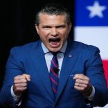 وزير الحرب الأمريكي “يفتح النار” على الجنرالات البدناء (فيديو)