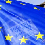 “بوليتيكو”: بعض دول الاتحاد الأوروبي تعارض تغيير قواعد التصويت لتسريع قبول أعضاء جدد