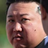 تفاصيل تفقد زعيم كوريا الشمالية مدمرة بحرية