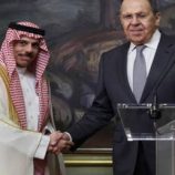 لافروف: بعض الأطراف تحاول إبقاء دول الخليج  متوجسة من إيران