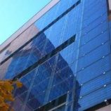 تقنية ثورية.. روسيا تطور خلايا شمسية شبه شفافة لتوليد الكهرباء من واجهات المباني