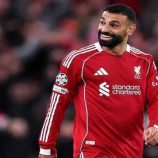 بالفيديو.. محمد صلاح يسجل هدفا بيسارية صاروخية استعدادا لملاقاة خصمه المفضل مانشستر يونايتد