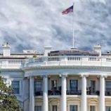 البيت الأبيض يحذر من اتخاذ الجمهوريين إجراءات متطرفة حال استمرار الإغلاق الحكومي أسبوعا آخر