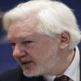 بتهمة التجسس عليه.. أسانج يطالب بسجن رئيس شركة أمنية 20 عاما