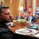 إعلام: زيلينسكي مستاء من موقف ترامب تجاه بوتين خلال المحادثات الأخيرة