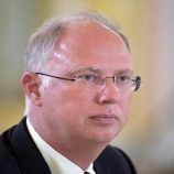 دميترييف يعلق على كلمات بروفيسور نرويجي حول روسيا