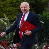 بريطانيا تعلن استعدادها لإرسال قواتها إلى أوكرانيا