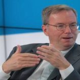 عشيقة الرئيس التنفيذي السابق لشركة غوغل ترفع دعوى قضائية ضده