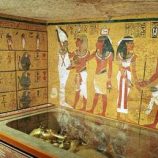 “الفرعون الذهبي في خطر”.. أول رد مصري على تقارير تضرر مقبرة توت عنخ آمون