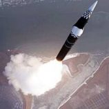 كوريا الشمالية تطلق صواريخ بالستية قبيل زيارة ترامب للمنطقة