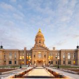 ذعر في الولايات المتحدة.. جسم مشبوه يتسبب بإخلاء مقر الحاكم والبرلمان في وايومنغ