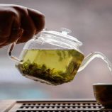 فوائد صحية متعددة لشرب الشاي يومياً