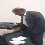 رئيس انتقالي شبوة يطمئن على صحة جرحى تفجير المحفد الإرهابي في عتق