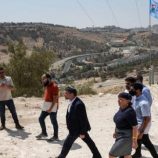 تحقيق كندي يكشف دعم جمعيات خيرية للاستيلاء على أراضٍ فلسطينية