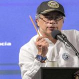 الرئيس الكولومبي يتهم وزير الخارجية الأمريكي بالتخطيط سراً لإيداعه السجن