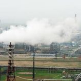 بعد هجوم مسيرات.. انهيار جزئي إثر انفجار بمصنع للبتروكيماويات في بشكيريا الروسية